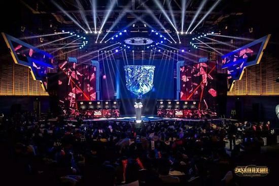 轻球员的激 轻球员的激